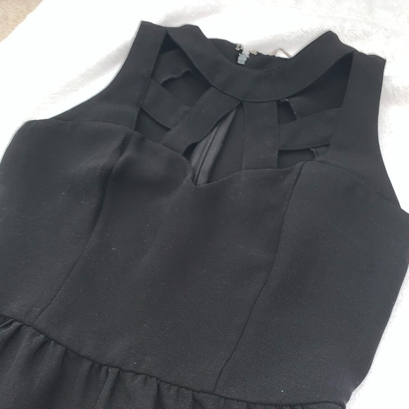 Guess Dress - Picture 2 of 7